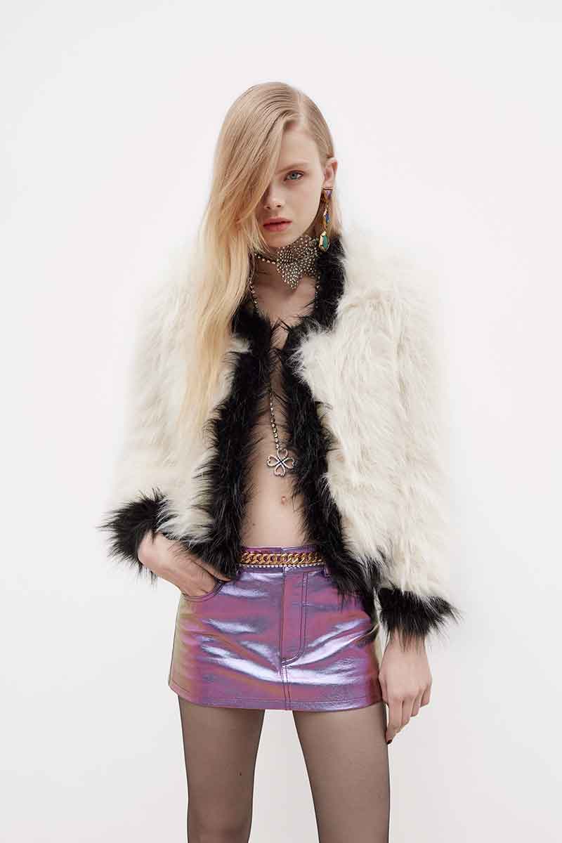 Kapseltrends winter 2021 2022. 3x Ultra coole hair looks bij Saint Laurent. Photo courtesy of Saint Laurent