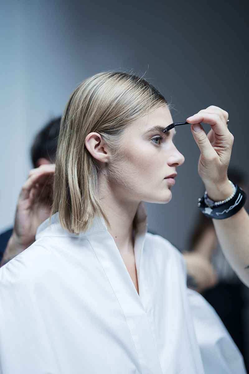 Make-up trends winter 2021 2022. 5x Backstage make-up tips