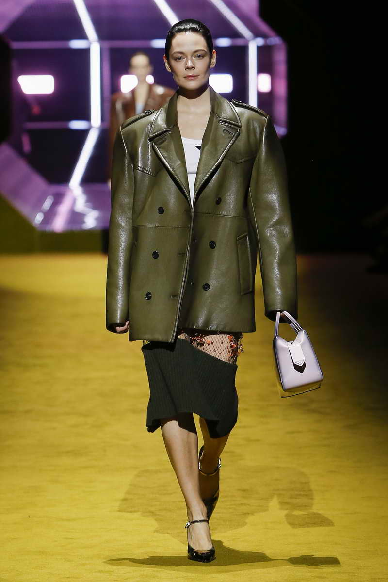 Modecollectie Prada herfst winter 2022 2023