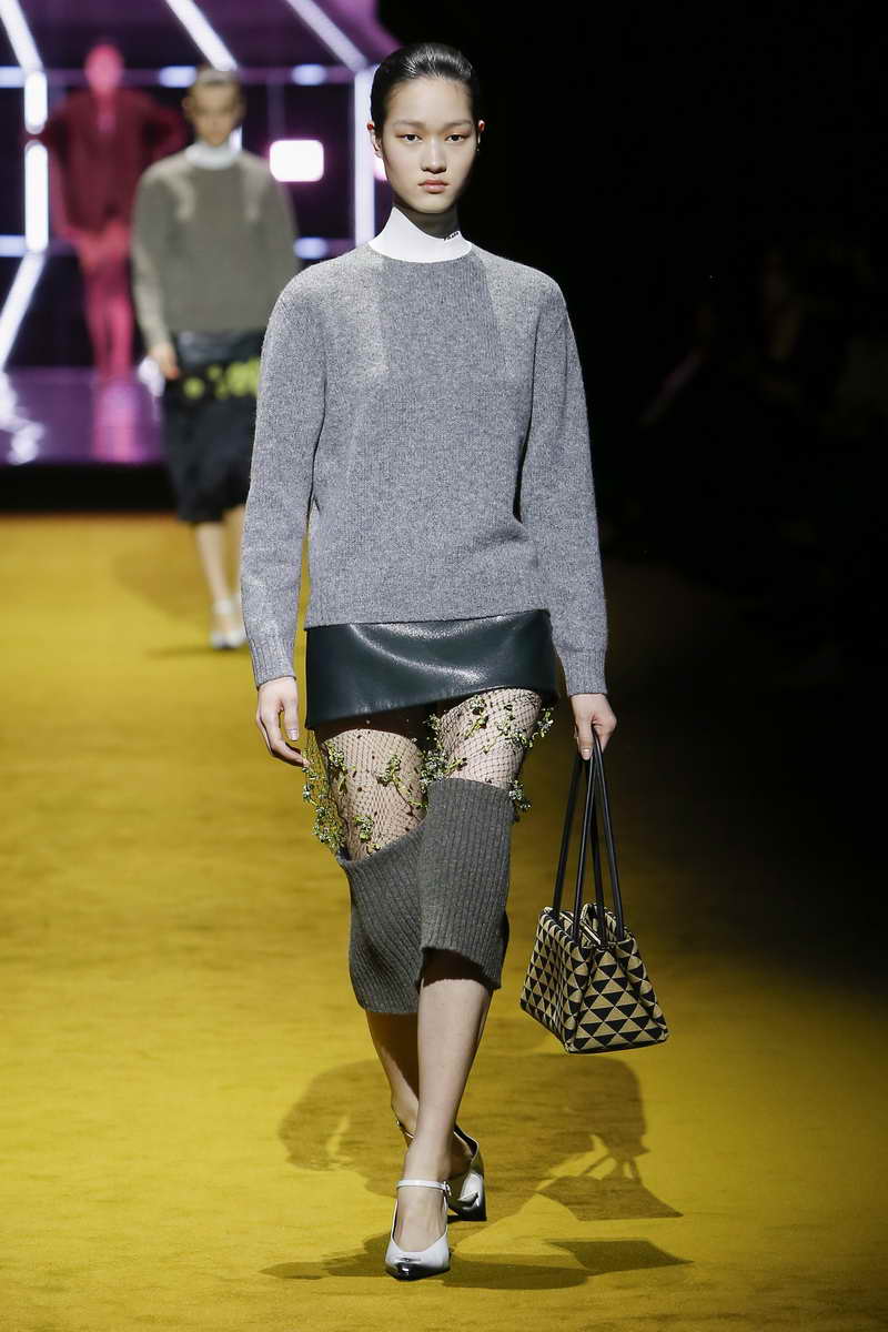 Modecollectie Prada herfst winter 2022 2023