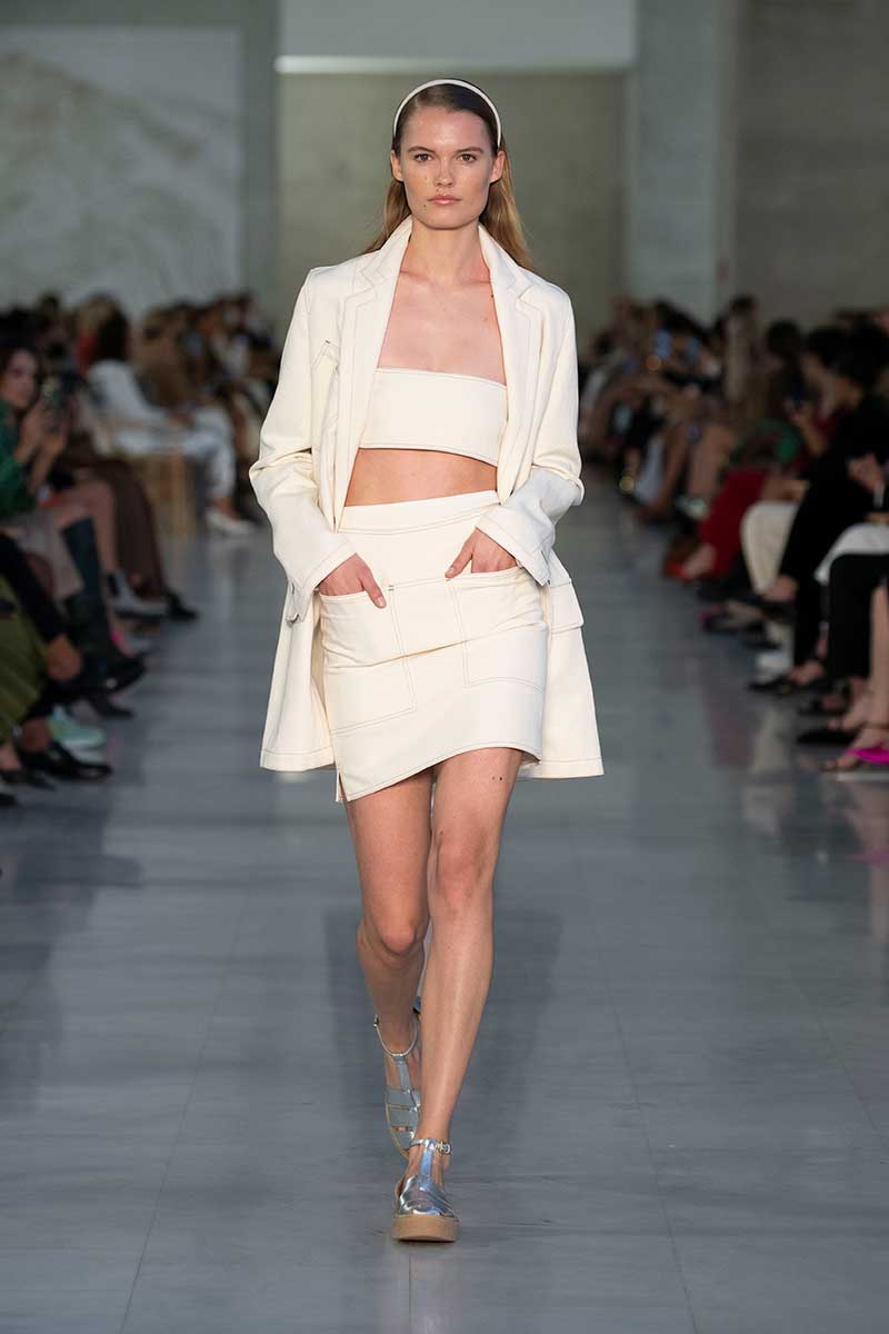 Modetrends lente zomer 2022. Trend alert: de skirt suit