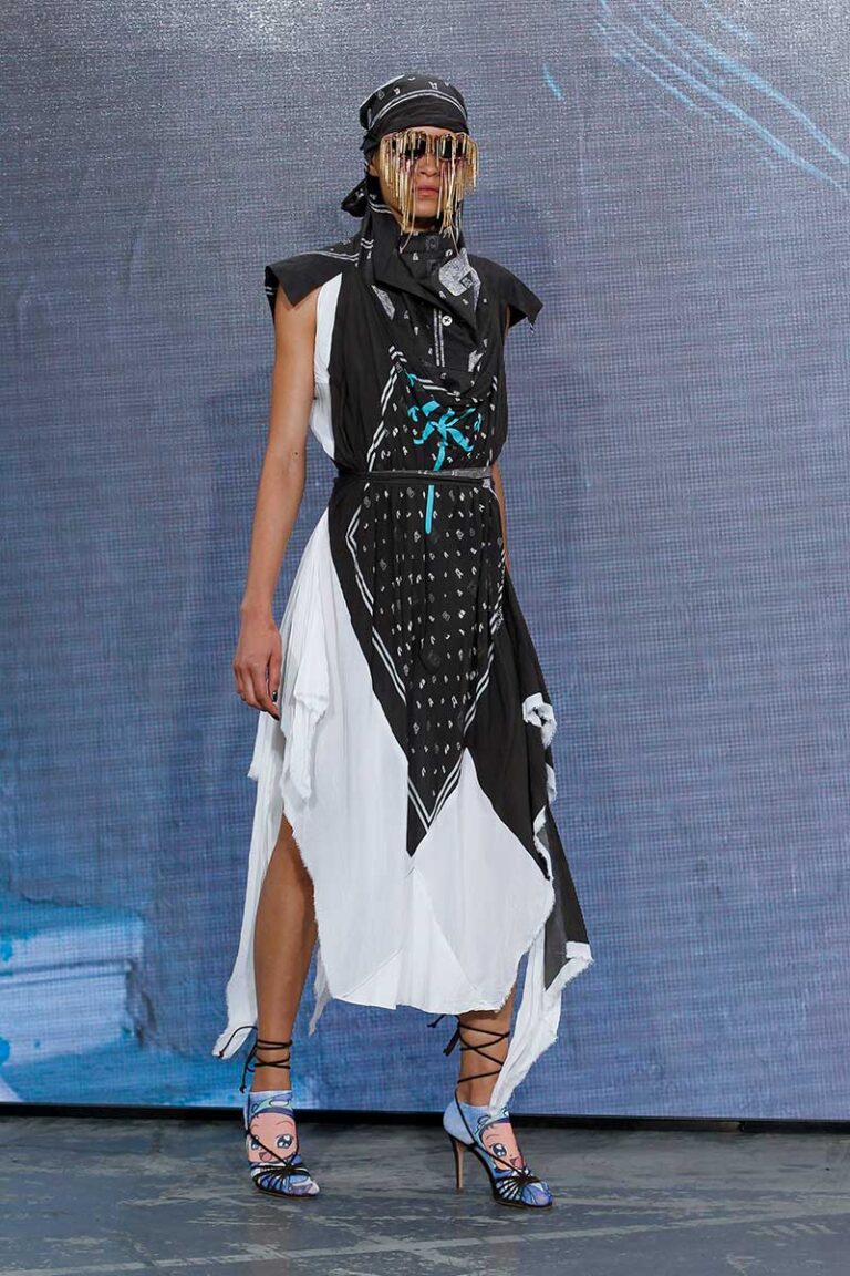 Dit zijn de hotste zonnebrillen trends voor zomer 2022