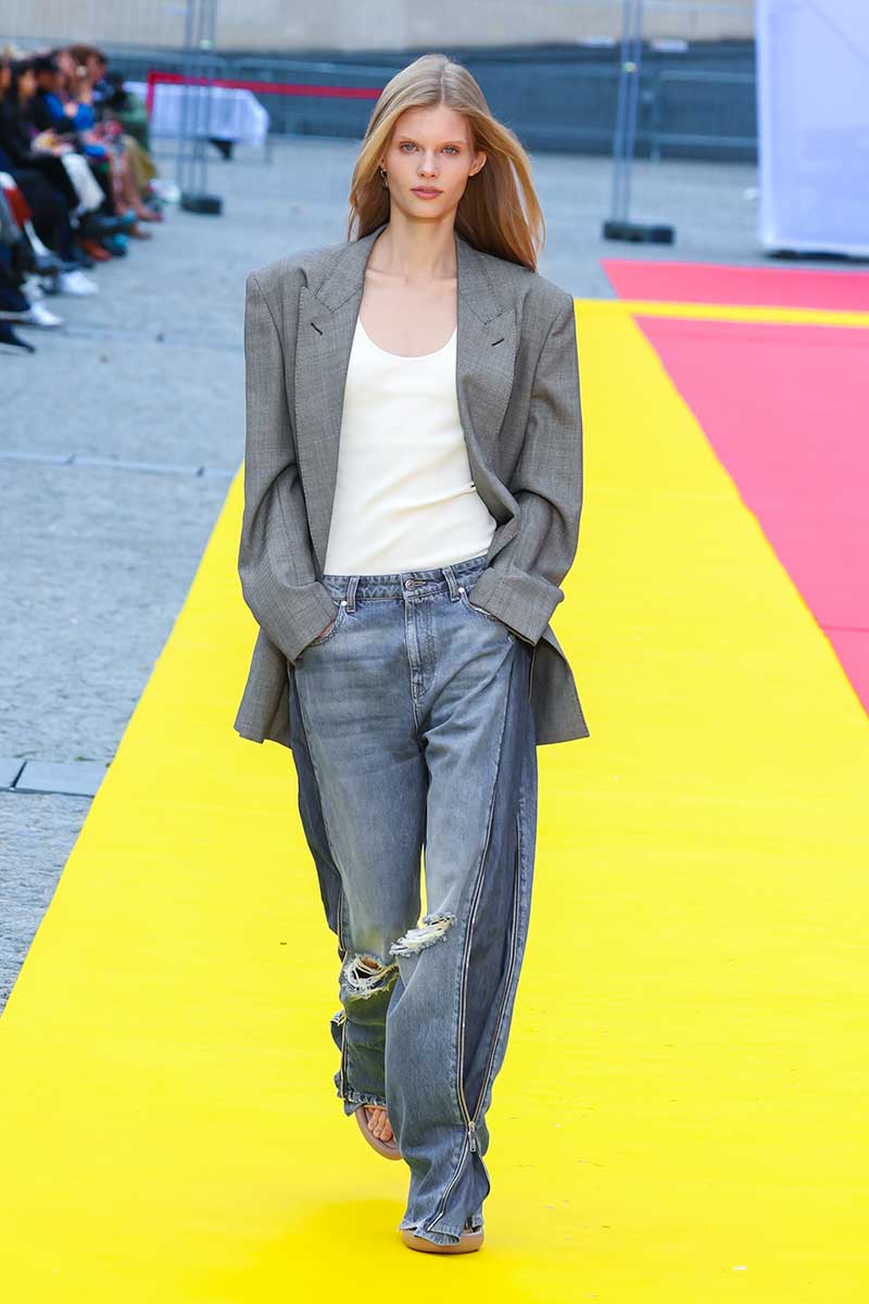 Jeans met androgyne twist en lage taille van Stella McCartney