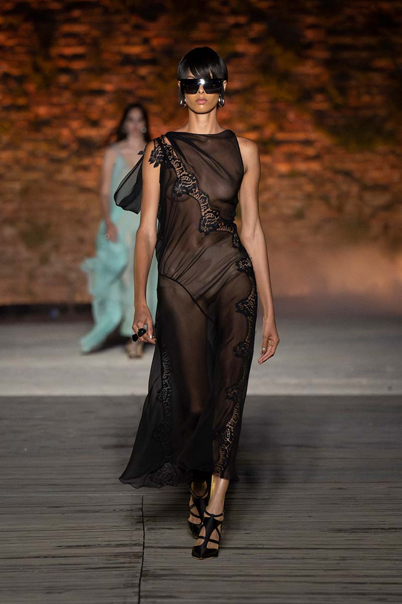 Alberta Ferretti Resort Collectie 2024. Photo courtesy of Alberta Ferretti