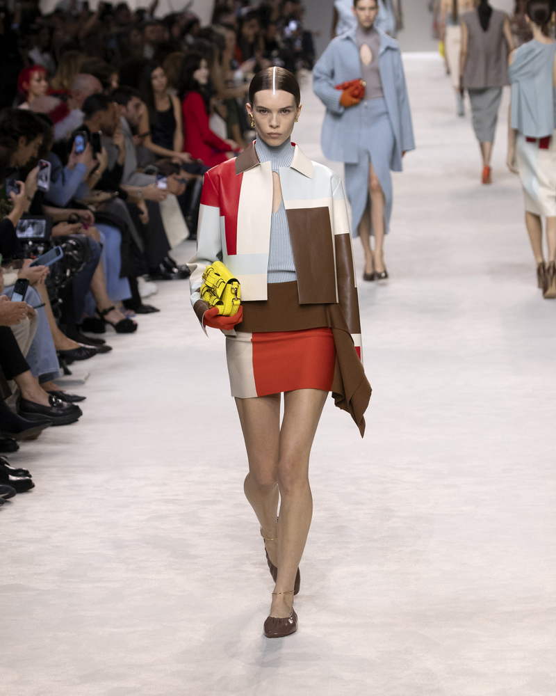 De damescollectie van Fendi voor lente zomer 2024 - Photo courtesy of FENDI