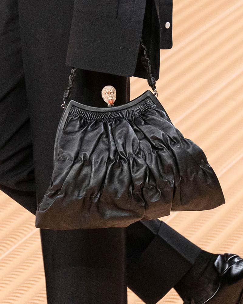 Prada tas met horror sluiting