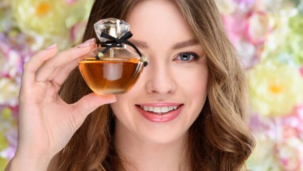 Dit maken parfums en geurtjes in cosmetica in je los