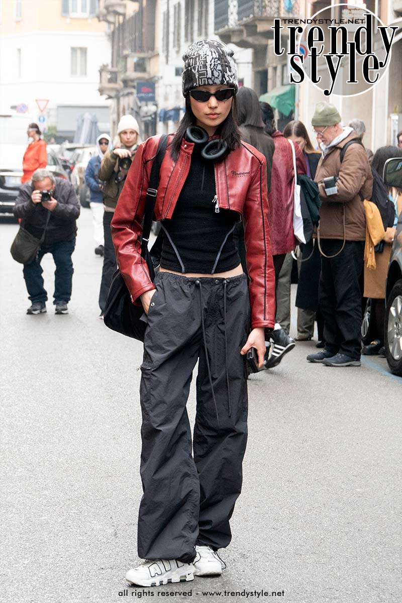 Streetstyle 2024. 4x Alternatieve winter looks voor je eeuwige blue jeans