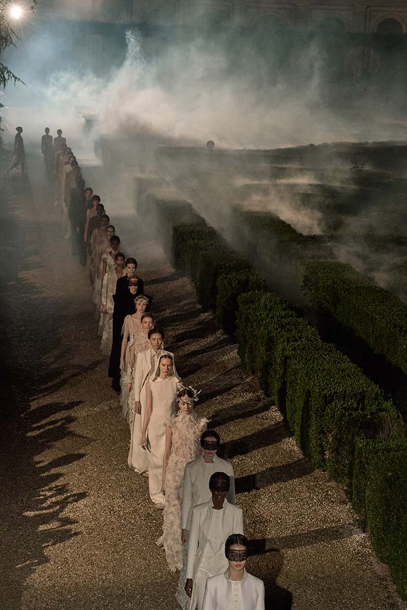Dior Cruise 2026: een poëtisch afscheid van Maria Grazia Chiuri