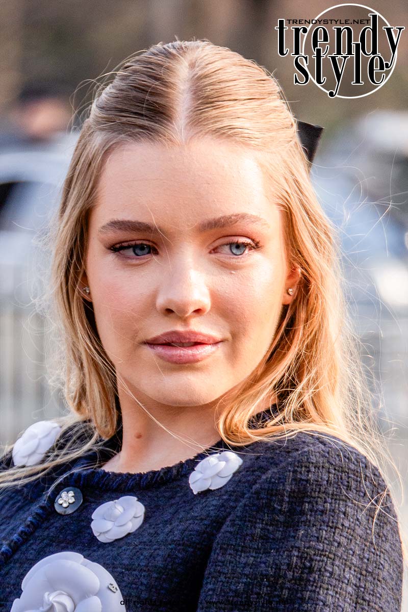 Make-up trends zomer 2025: (weer) bruine lippenstift met lipliner. Foto Charlotte Mesman
