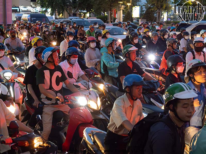 Het verkeer in Ho Chi Minh City. Foto Charlotte Mesman