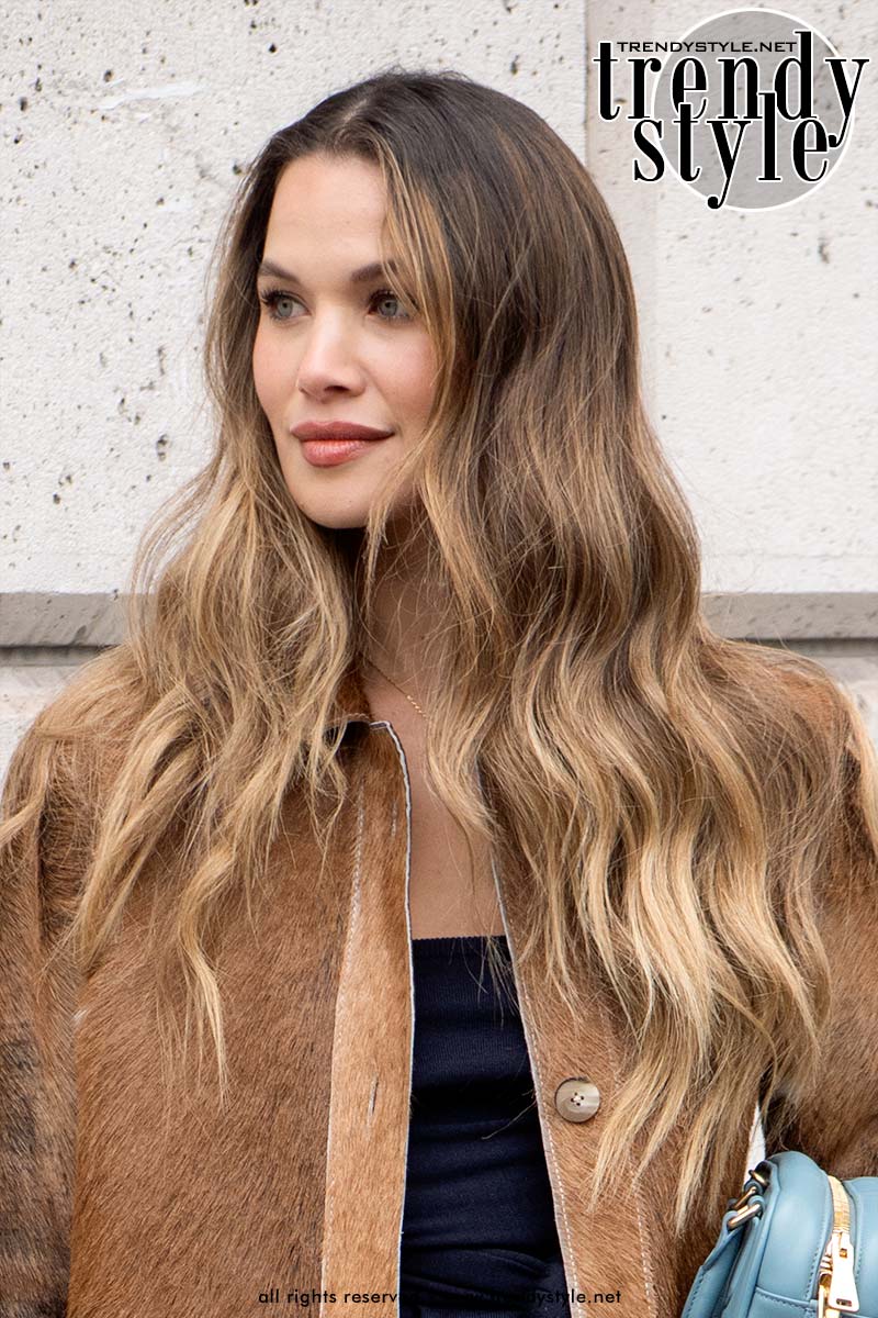 Blonde haarkleuren voor zomer 2025. Foto Charlotte Mesman