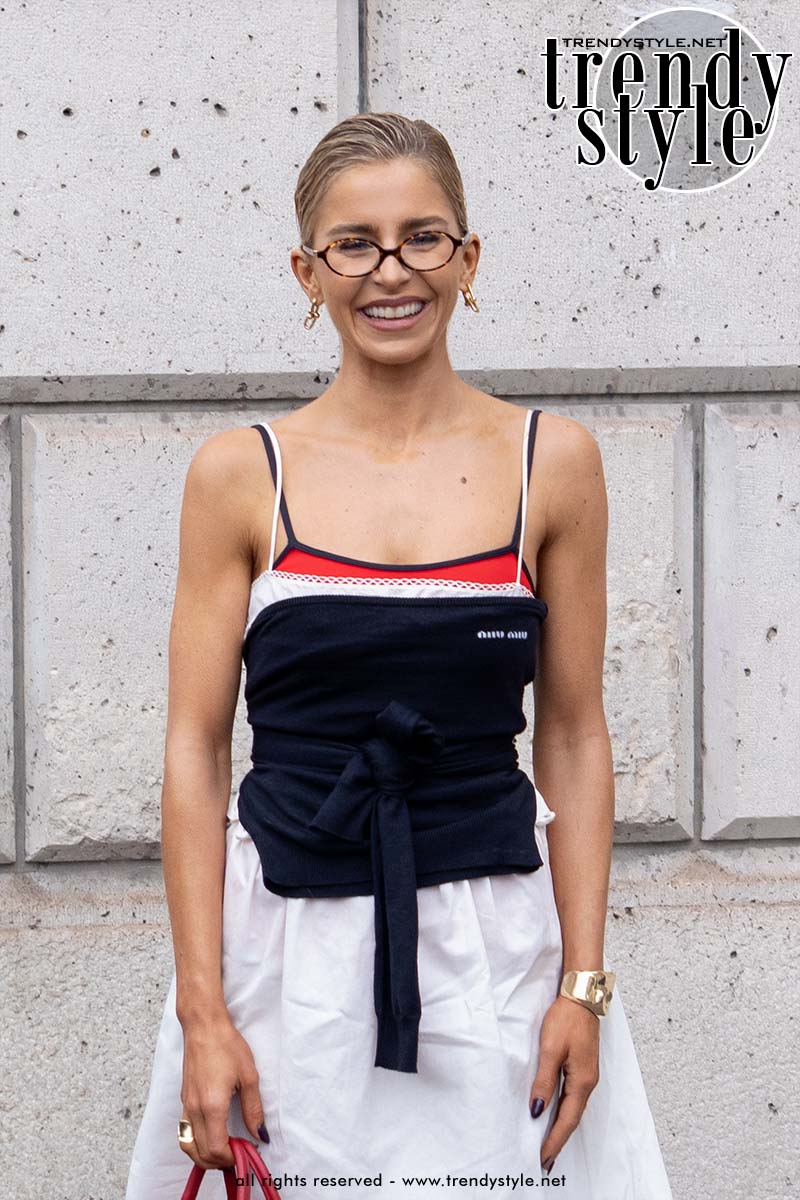 Dit is één van de hotste brillentrends voor zomer 2025. Foto Charlotte Mesman
