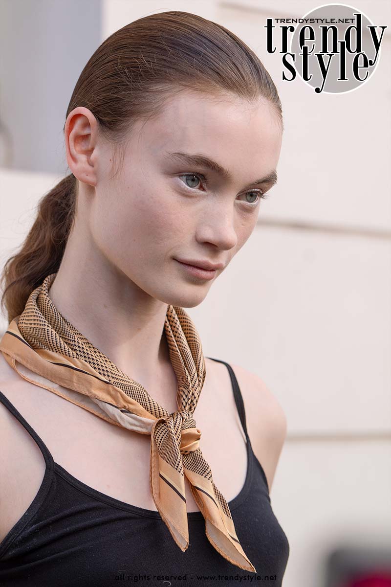Kapseltrends zomer 2025. Wet look kapsels blijven super cool! Foto Charlotte Mesman