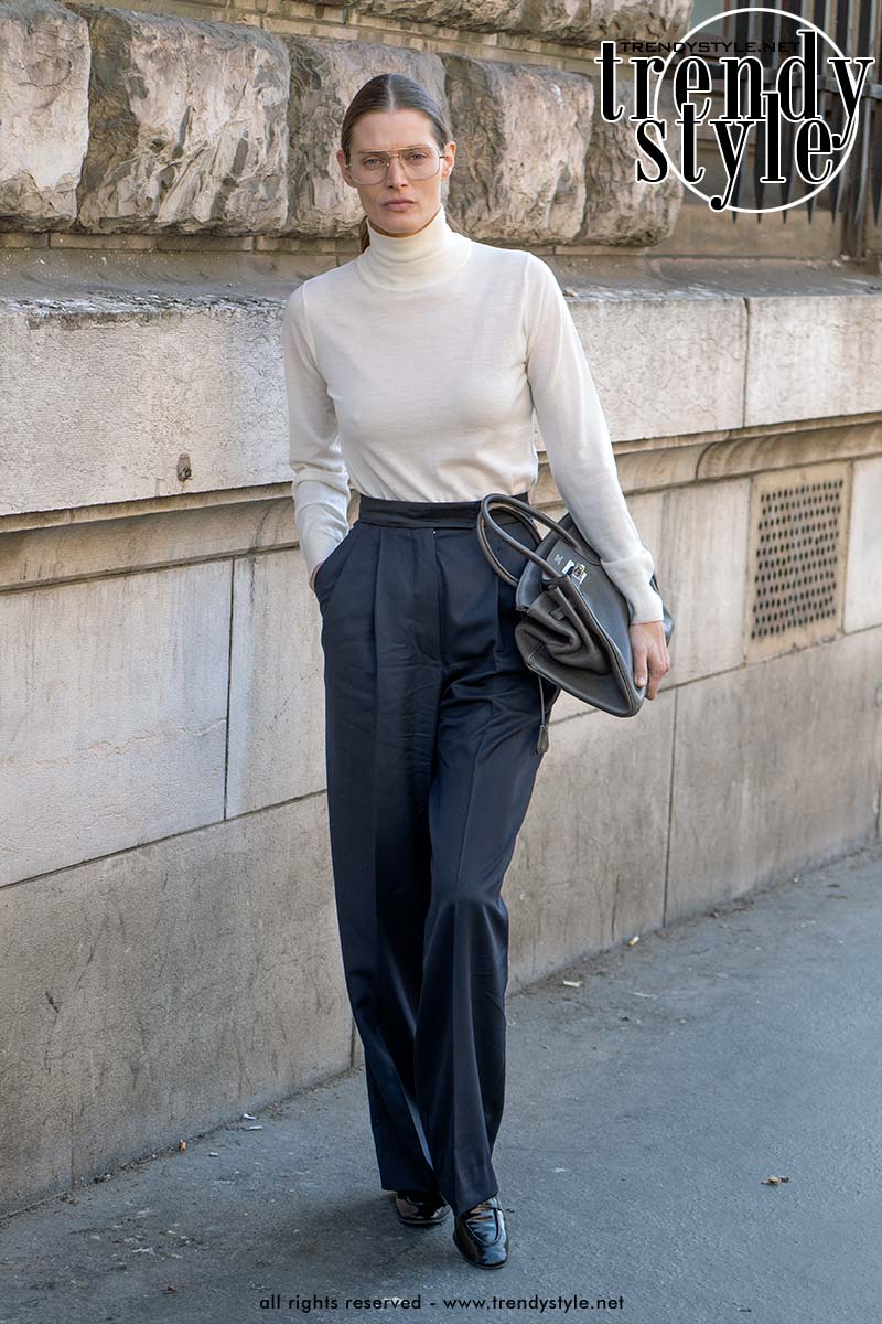 Streetstyle: casual chic. Zo doe je dat in zomer 2025. Foto Charlotte Mesman