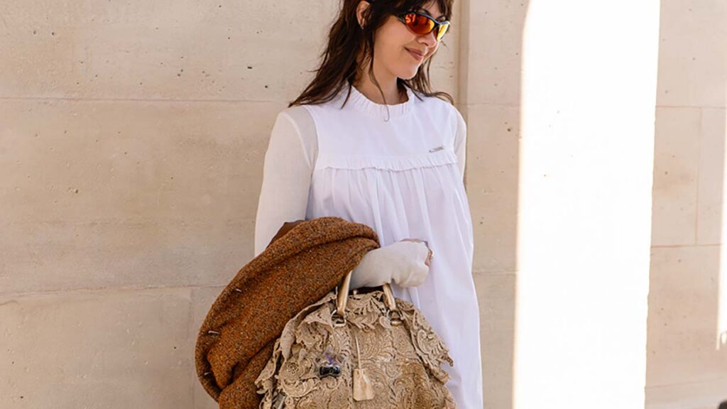 Streetstyle: casual chic. Zo doe je dat in zomer 2025. Foto Charlotte Mesman