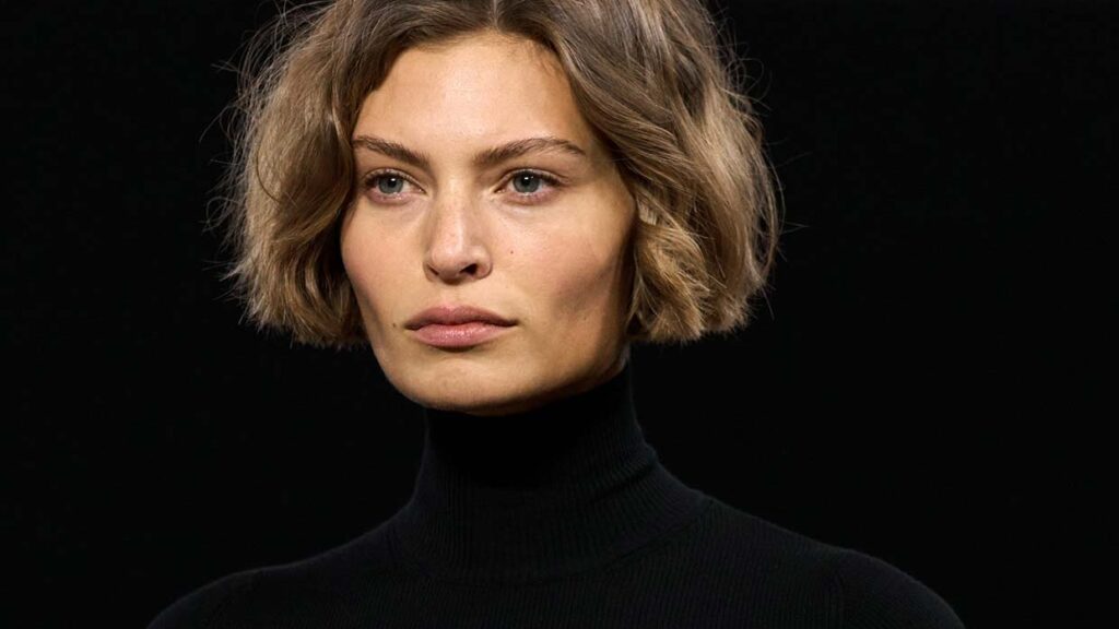 Drie korte kapsels van de catwalks voor herfst winter 2025 2026. Photo courtesy of Max Mara