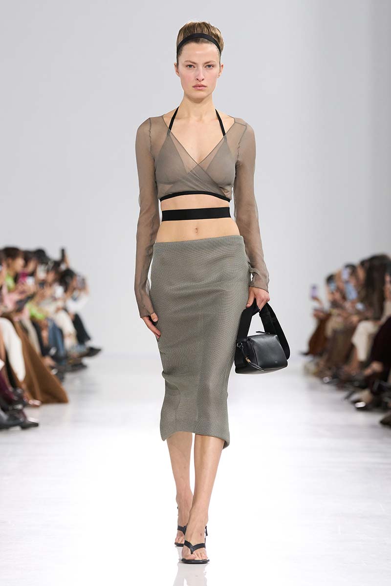 Zo gaan we volgens Max Mara in zomer 2026 gekleed. Photo courtesy of Max Mara