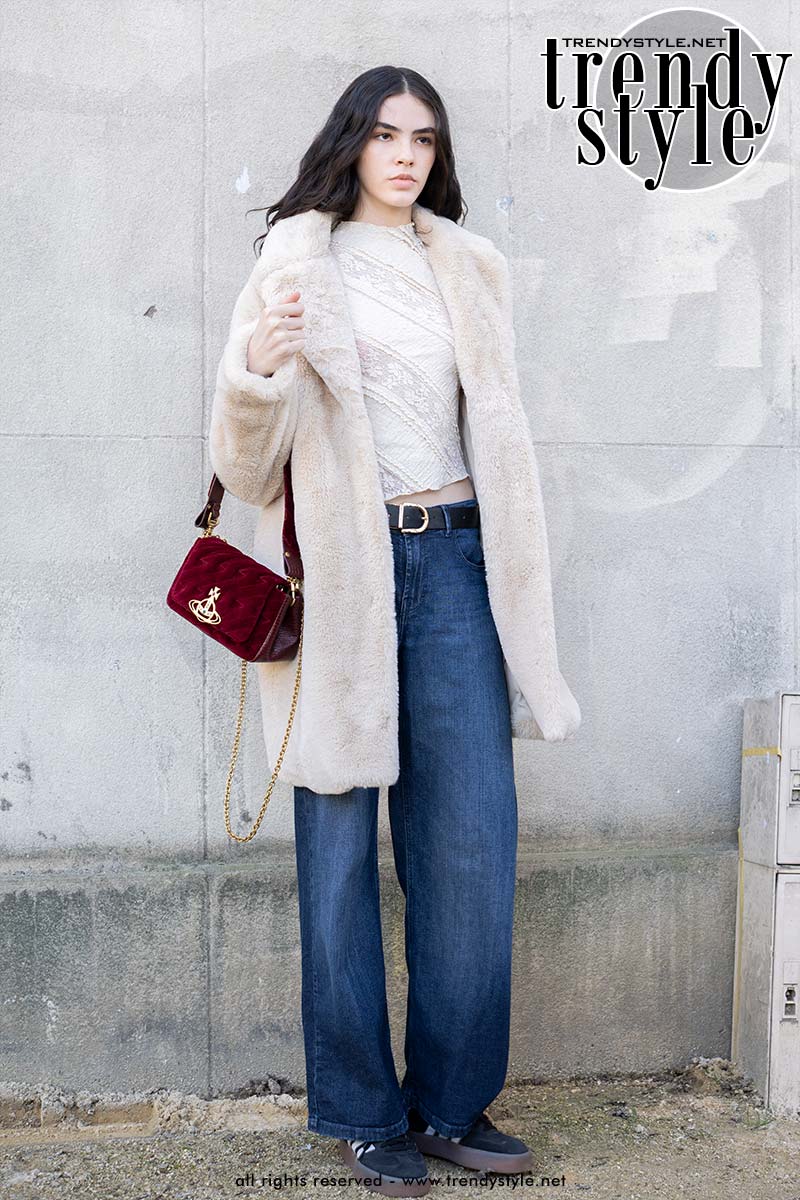12 Tips om te poseren als een professioneel fashion model. Foto ADVERSUS