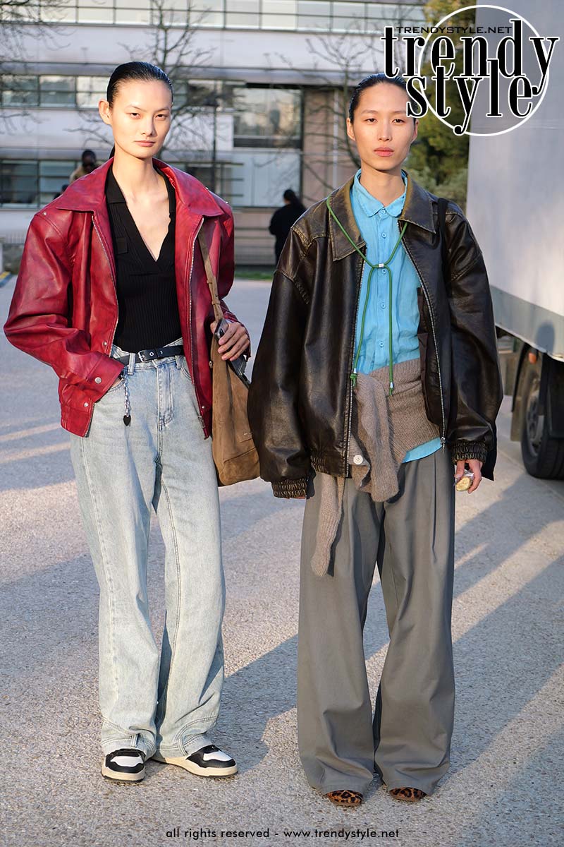 Streetstyle 2025. Spelen met volumes voor die modellen look. Foto Charlotte Mesman