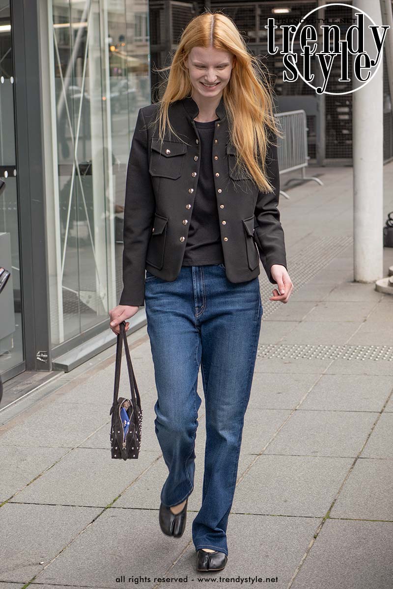 9 Microtrends die we tijdens de Paris Fashion Week steeds tegenkwamen. Foto Charlotte Mesman