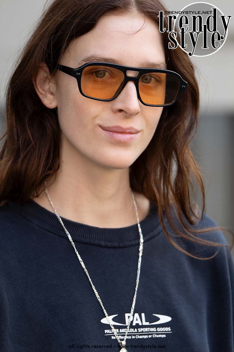 9 Microtrends die we tijdens de Paris Fashion Week steeds tegenkwamen. Foto Charlotte Mesman