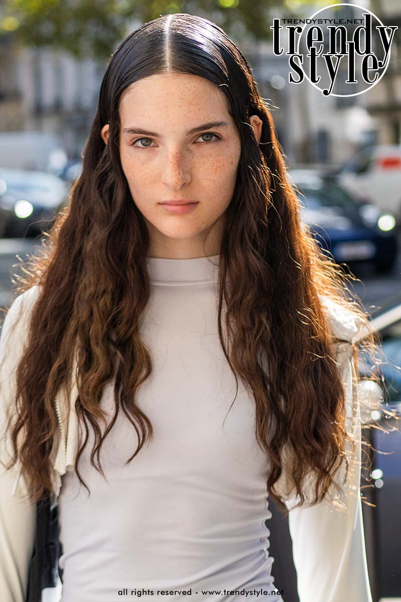 Spannende gel kapsels voor 2026. Deze hair look is zo vernieuwend! Foto ADVERSUS