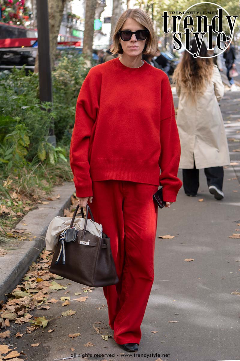 Experimenteer deze herfst met monochrome mode looks. Foto Charlotte Mesman