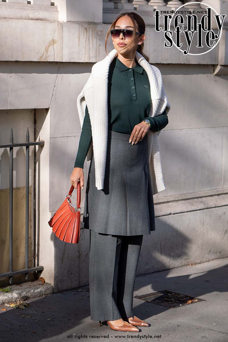 Streetstyle winter 2025. Rok-over-broek blijft een huge modetrend. Foto Charlotte Mesman