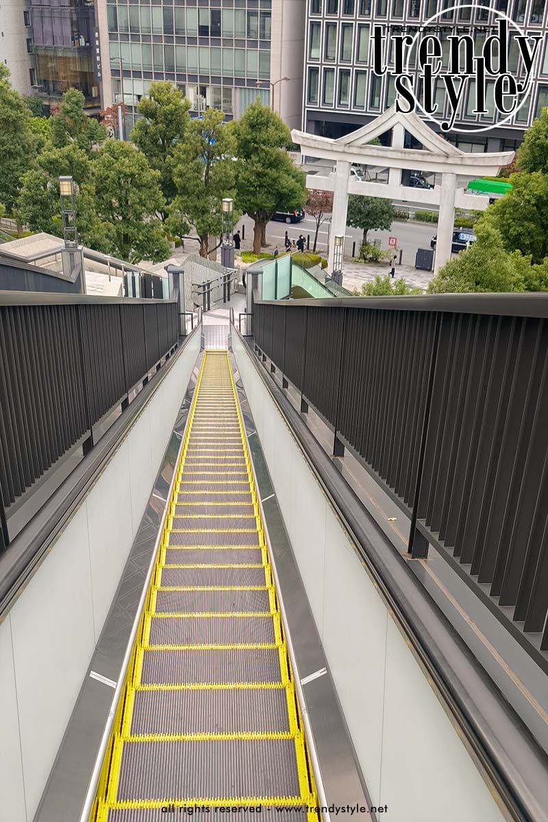 De Hie-tempel in Tokio, Japan. Een berggod en apen. Foto: Charlotte Mesman