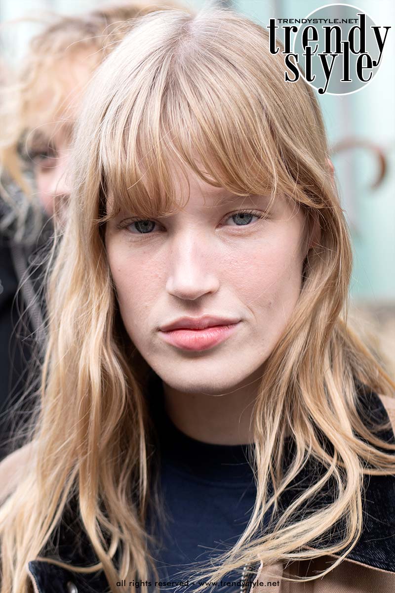 Jacqui Hooper met pony. Foto Charlotte Mesman