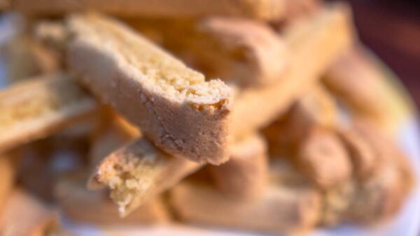 Cazzetti goriziani. Amandelkoekjes uit het noordoosten van Italië. Foto Charlotte Mesman