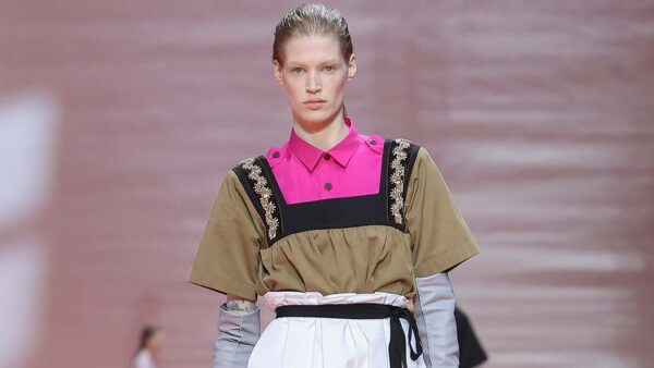 Deze modetrends kun je in 2026 verwachten. Wat is uit? En wat is in? Photo courtesy of Prada