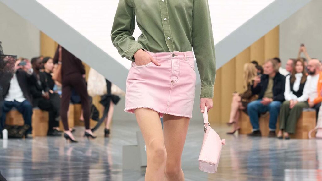 Dit zijn de grootste rokkentrends voor lente zomer 2026. Photo courtesy of Dior