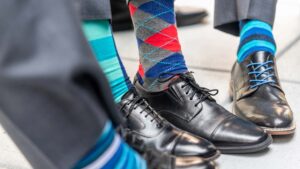 Deze sokkentrend voor heren voor 2026 staat jong