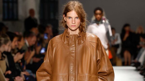 Jassen en jacks met een trechterkraag: van niche naar mainstream. Photo courtesy of N21 SS 2026