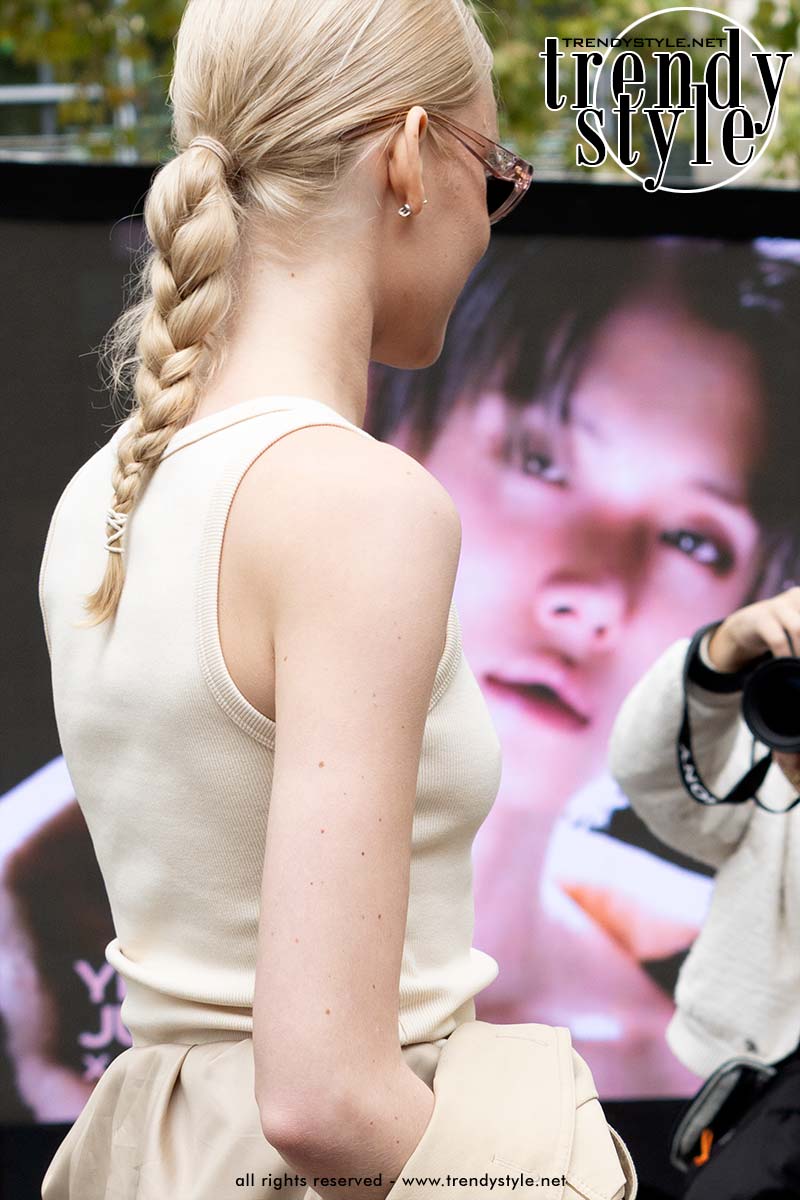 Deze vlechtkapsels gaan we in 2026 zien. Ze zijn supercool! Foto Charlotte Mesman