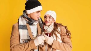 Dit zijn de must-have winterjassen voor haar en hem in winter 2026