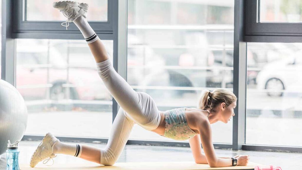 Fitness voor vrouwen. Deze fitness-fabels moet je niet geloven