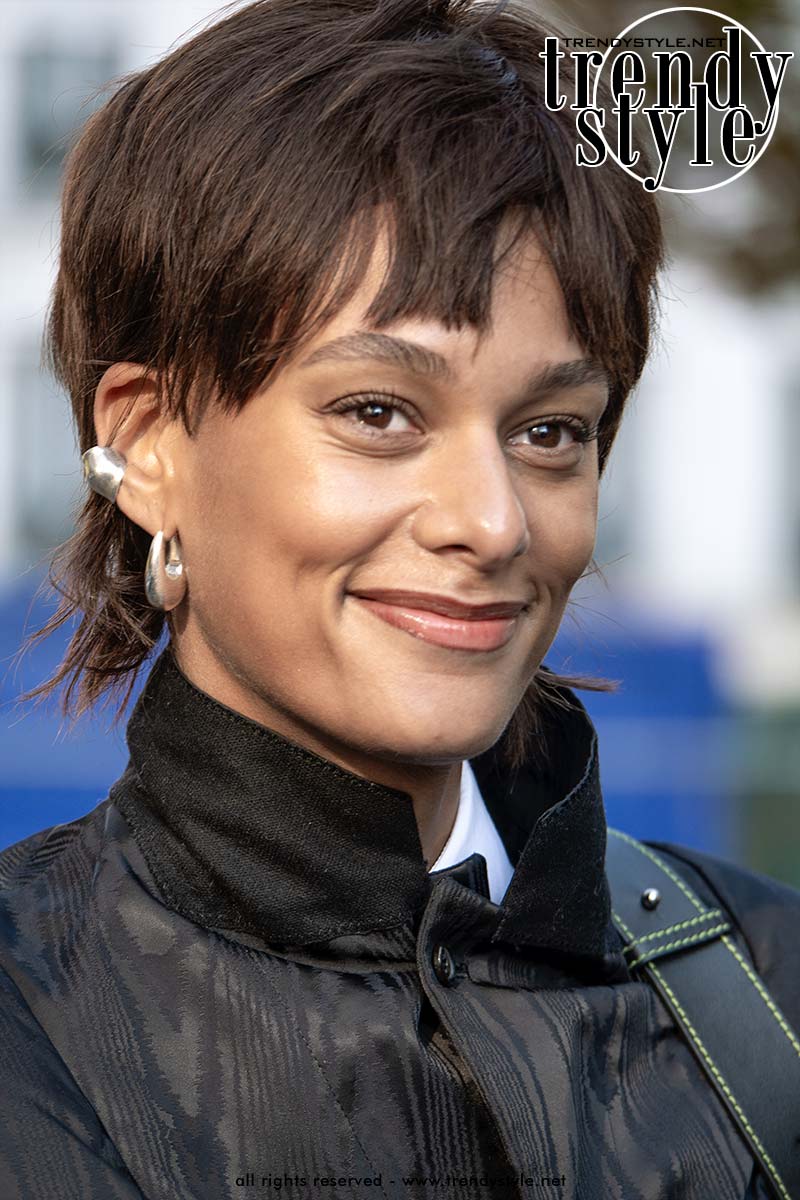 Vier korte en halflange kapsels voor sterke vrouwen. Foto Charlotte Mesman