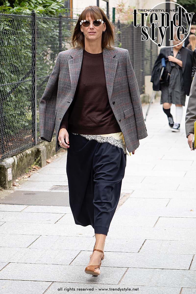 Dit is dé modetrend voor 2026: lingerie als outerwear. Foto Charlotte Mesman