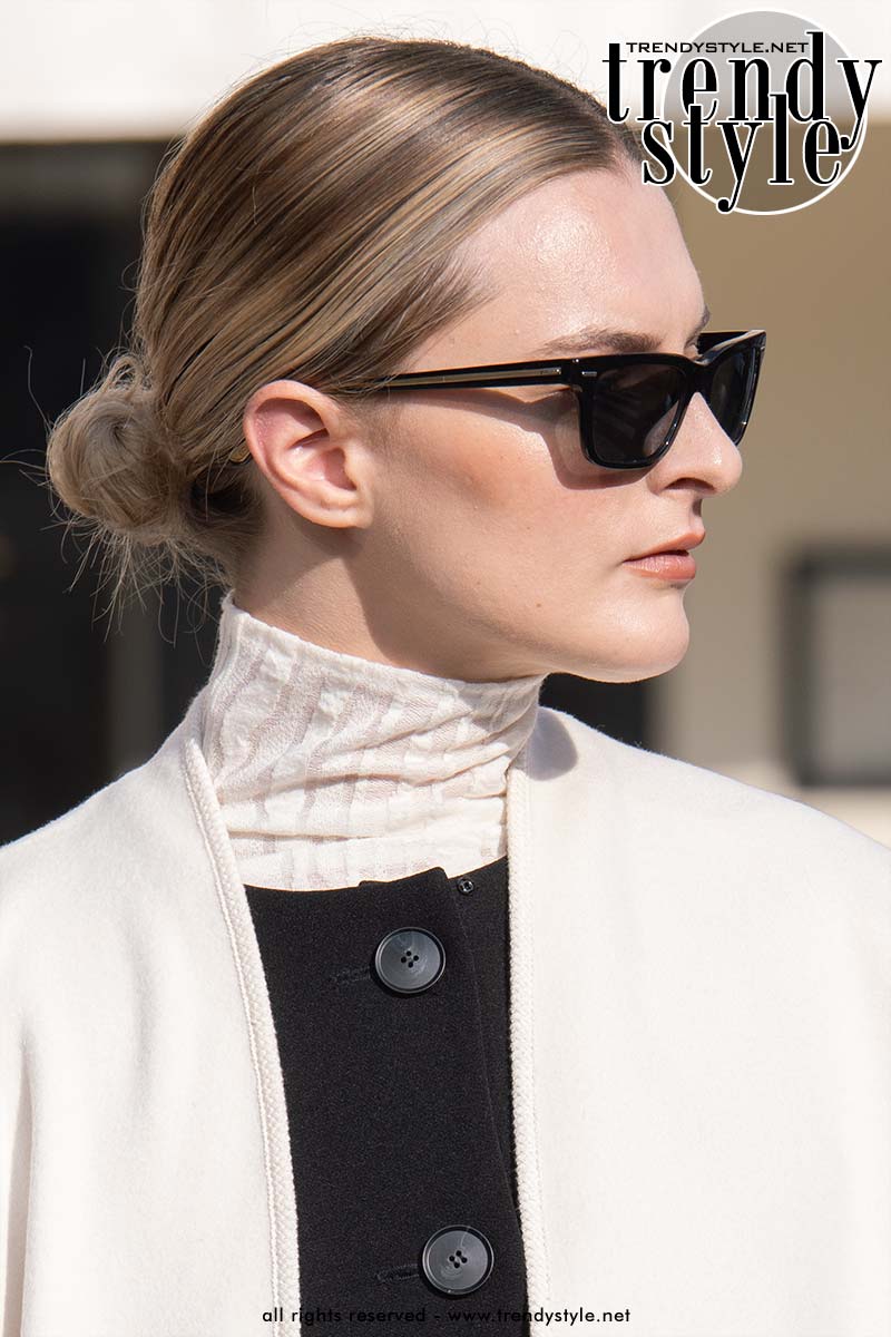 Vier opsteekkapsels voor 2026. Doe haarinspiratie op. Foto Charlotte Mesman