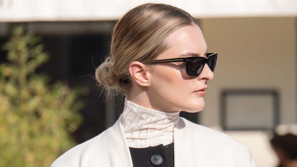 Vier opsteekkapsels voor 2026. Doe haarinspiratie op. Foto Charlotte Mesman