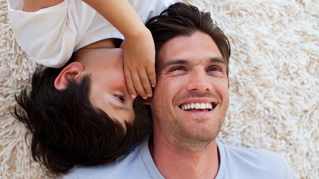 De vriend-papa of buddy-vader. Goed of niet?