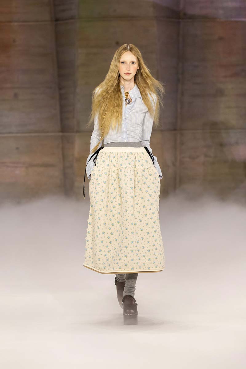 De modecollectie van Chloé voor winter 2026 2027 is een fabel. Photo courtesy of Chloé