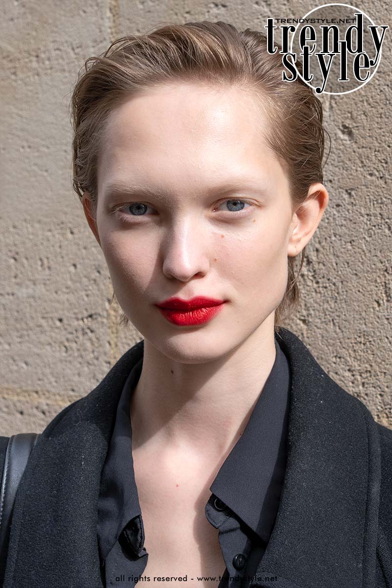 De make-up voor herfst winter 2026 is... selectief! Foto ADVERSUS