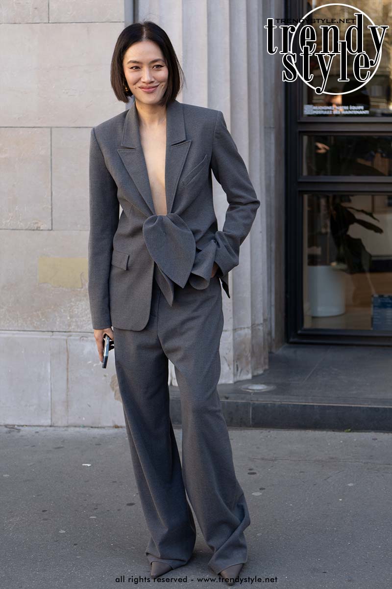 Streetstyle en modetrends 2026. Gaan we van quiet luxury naar loud luxury? Foto Charlotte Mesman