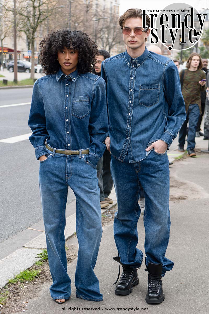 Ook in de modetrends voor lente/zomer 2026 is total denim te vinden. Foto Charlotte Mesman