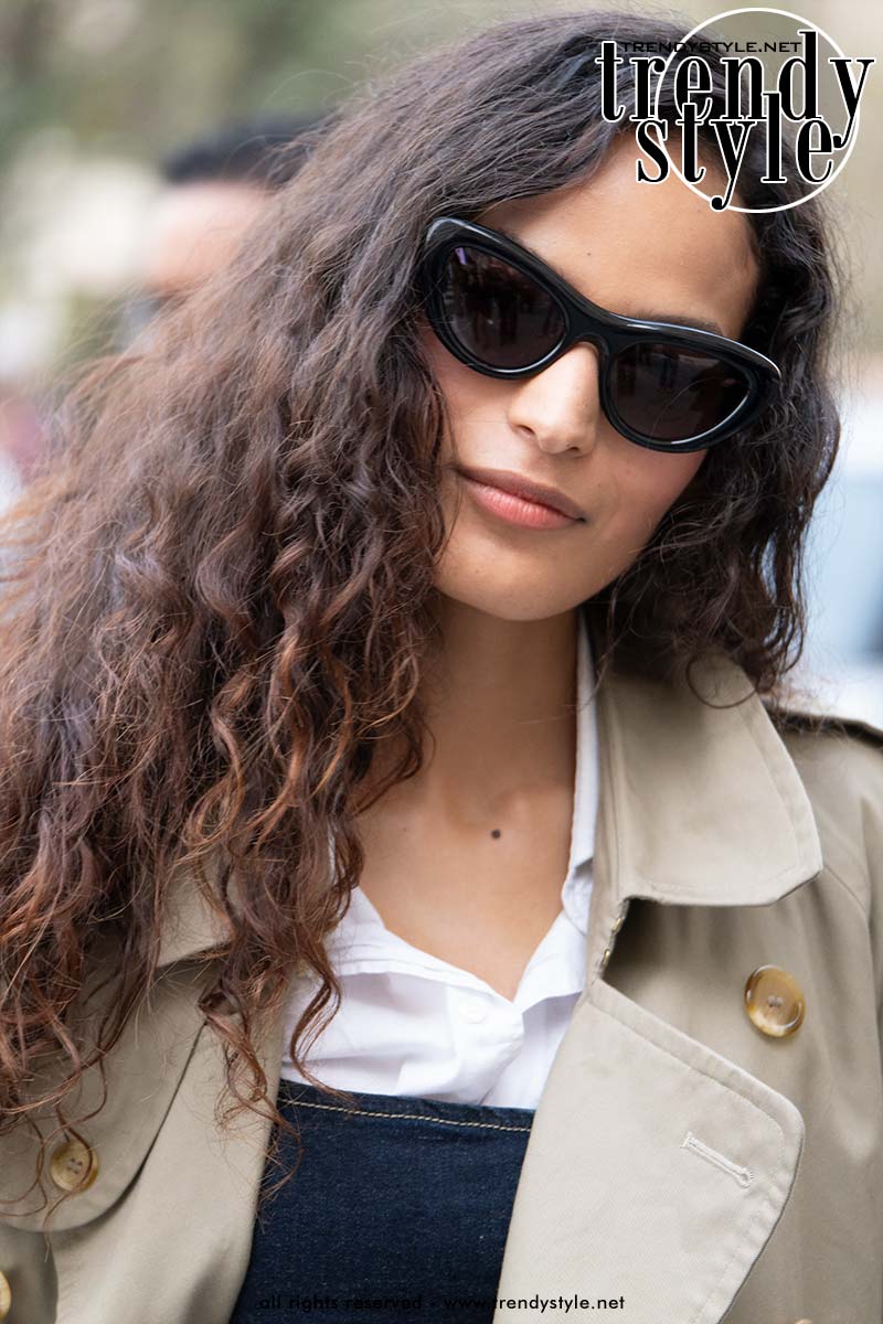 Extra lang haar: de vrijgevochten haartrend van herfst-winter 2026/2027. Nina Ricci. Foto Charlotte Mesman