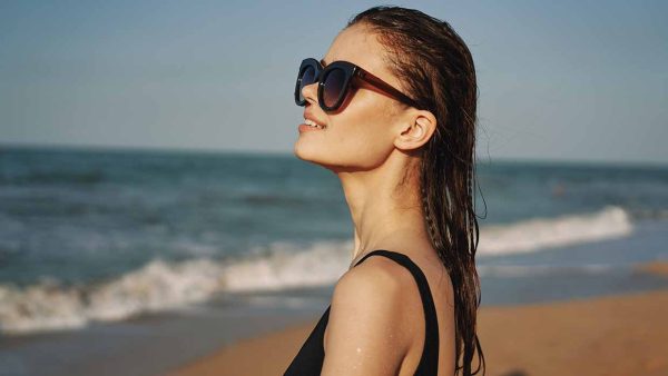 Haarverzorging in de zomer: zo houd je je haar gezond tijdens warme dagen